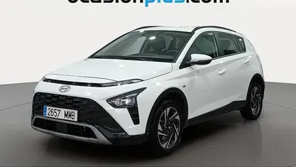 Blanco Usado 2023 Hyundai Bayon SUV | 14.637 € (Precio justo)