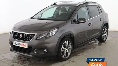 Usado Peugeot 2008 Allure 110 CV (80 kW) 2017 SUV