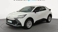 Blanco Nuevo 2025 Toyota C-HR Active SUV | 28.091 € (Super precio)