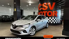 Gris / plata Usado 2021 Renault Clio V Intens Berlina | 11.850 € (Precio justo)
