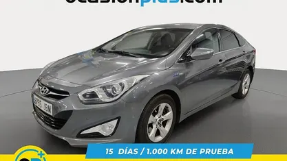 Gris plata Usado 2014 Hyundai i40 Berlina | 10.190 € (Precio justo)