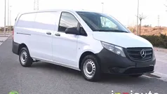 Blanco Usado 2022 Mercedes Vito Monovolumen | 24.600 € (Buen precio)