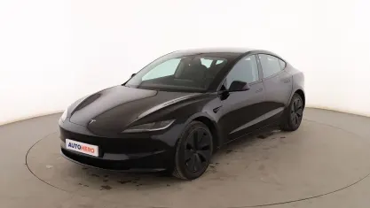 Usado Tesla Model 3 Standard Range 208 kW (283 CV) 2025 Negro Berlina