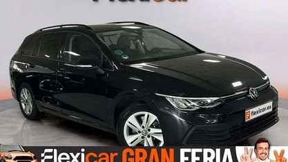 Usado VW Golf VIII Life 116 HP (85 kW) 2021 Preto Carrinha