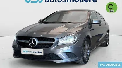 Usado Mercedes CLA180 122 CV (89 kW) 2016 Gris Berlina