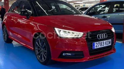 Rojo Usado 2017 Audi A1 Sportback Attraction Utilitario | 17.590 € (Precio justo)