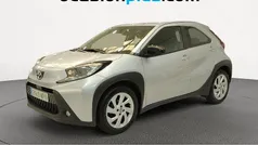 Usado 2024 Toyota Aygo Play Utilitario | 14.137 € (Precio justo)