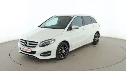 Usado Mercedes B200 Urban 136 CV (100 kW) 2015 Blanco Utilitario