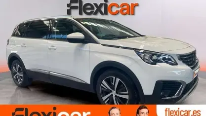 Usado Peugeot 5008 Allure 131 CV (96 kW) 2017 Blanco SUV