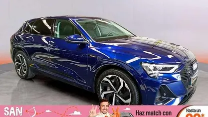 Usado Audi e-tron S-Line 300 kW (408 CV) 2021 Azul SUV