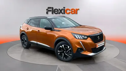 Usado Peugeot 2008 GT-line 131 CV (96 kW) 2020 Naranja SUV
