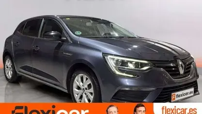 Usado Renault Mégane LIMITED 140 CV (102 kW) 2020 Gris Utilitario