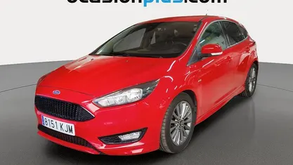 Rojo Usado 2018 Ford Focus ST-Line Utilitario | 12.991 € (Precio justo)