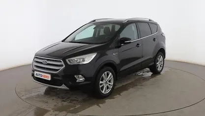 Usado Ford Kuga Trend+ 120 CV (88 kW) 2019 Negro SUV