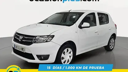 Usado 2014 Dacia Sandero Lauréate Utilitario | 7990 € (Precio justo)