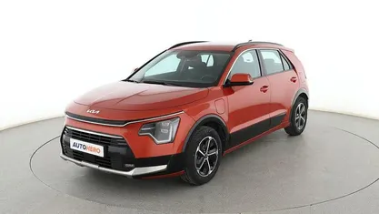 Usado Kia Niro 182 CV (133 kW) 2023 Naranja SUV