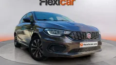 Granate Usado 2017 Fiat Tipo Lounge Berlina | 8890 € (Precio justo)