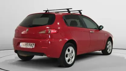 Occasion Alfa Romeo 147 120 PK (88 kW) 2007 Rood Hatchback