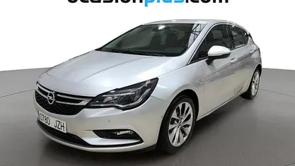 Gris plata Usado 2017 Opel Astra Excellence Utilitario | 7593 € (Super precio)