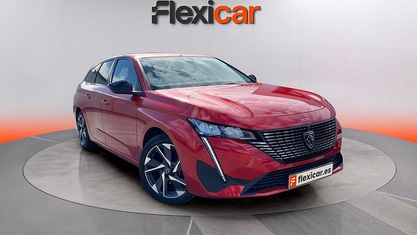 Używany Peugeot 308 SW Allure 131 KM (96 kW) 2024 Czerwony Kombi