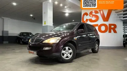 Usado SsangYong Kyron 141 CV (103 kW) 2008 Granate SUV