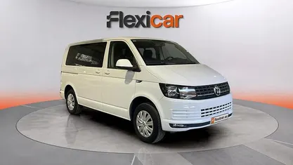 Usado VW Caravelle 151 CV (111 kW) 2018 Blanco Monovolumen