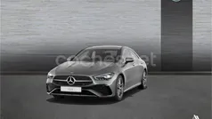 Gris Usado 2024 Mercedes CLA200 AMG line Berlina | 41.900 € (Precio justo)