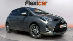 Gris Usado 2016 Toyota Yaris Active Berlina | 10.590 € (Precio justo)