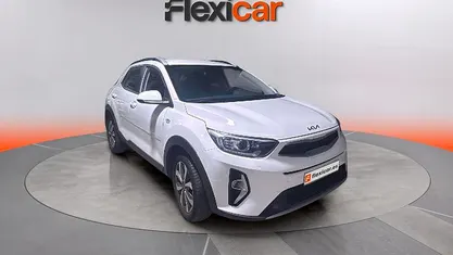 Usado Kia Stonic 84 CV (61 kW) 2022 SUV
