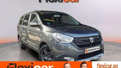 Usado Dacia Lodgy Stepway 107 CV (78 kW) 2018 Gris Monovolumen