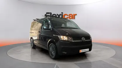 Usado VW Caravelle 150 CV (110 kW) 2023 Negro Van