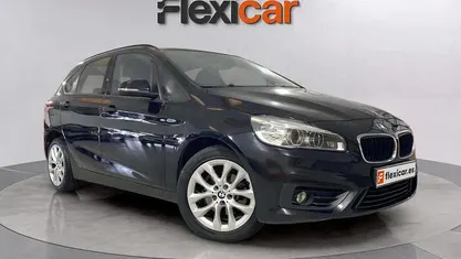 Negro Usado 2015 BMW 218 Comfort Edition Familiar | 13.790 € (Super precio)