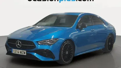 Usado Mercedes CLA220 AMG 190 CV (139 kW) 2025 Azul Berlina