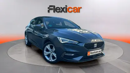 Usado Seat Leon FR 116 CV (85 kW) 2025 Gris Berlina