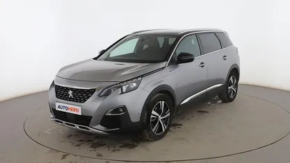Usado Peugeot 5008 GT-line 131 CV (96 kW) 2019 Gris SUV