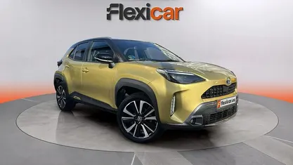 Usado Toyota Yaris Hybrid Edition 116 CV (85 kW) 2022 Amarillo