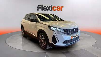 Usado Peugeot 3008 Active 131 CV (96 kW) 2023 SUV