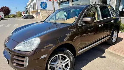 Usado Porsche Cayenne 240 CV (176 kW) 2009 Beige SUV