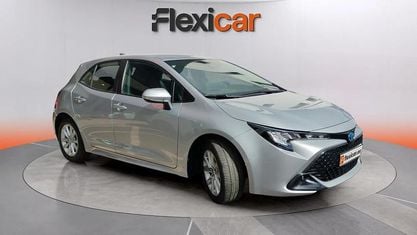 Usado Toyota Corolla Active 140 CV (102 kW) 2024 Gris Utilitario