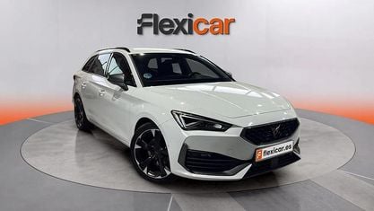 Usado Cupra Leon 150 HP (110 kW) 2024 Branco Carrinha