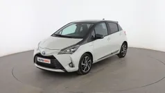 Blanco Usado 2019 Toyota Yaris Hybrid Active Utilitario | 15.799 € (Precio justo)