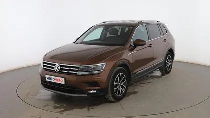 Usado VW Tiguan Allspace Advance 150 CV (110 kW) 2018 Marrón SUV
