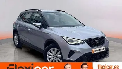Usado Seat Arona Style 110 CV (80 kW) 2022 SUV