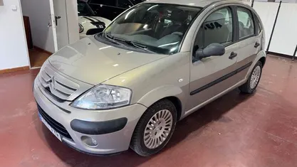 Usado Citroën C3 70 CV (51 kW) 2007 Gris Utilitario