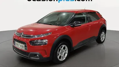 Rojo Usado 2018 Citroën C4 Cactus Feel Utilitario | 9046 € (Precio justo)