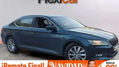 Azul Usado 2019 Skoda Superb Active Berlina | 13.490 € (Super precio)