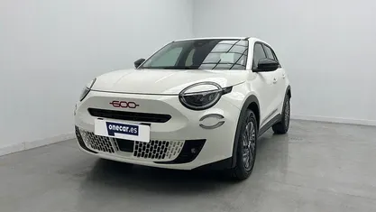 Nuevo Fiat 600 Red 114 kW (156 CV) 2025 Blanco SUV