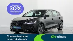 Negro Usado 2023 Ford Focus ST-Line Berlina | 20.390 € (Precio justo)