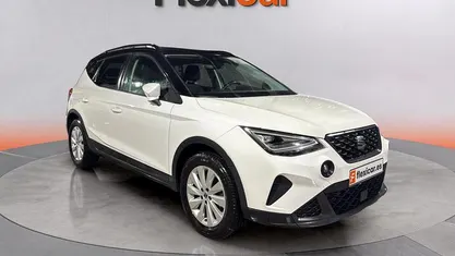 Blanco Usado 2021 Seat Arona Style SUV | 16.490 € (Precio justo)