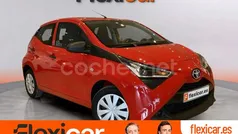 Usado 2021 Toyota Aygo X-play Utilitario | 10.990 € (Precio justo)